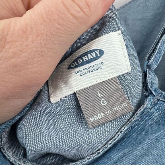 Old Navy Blouse floral group career vacation Size Large Chambray Mixed Print - Picture 14 of 15